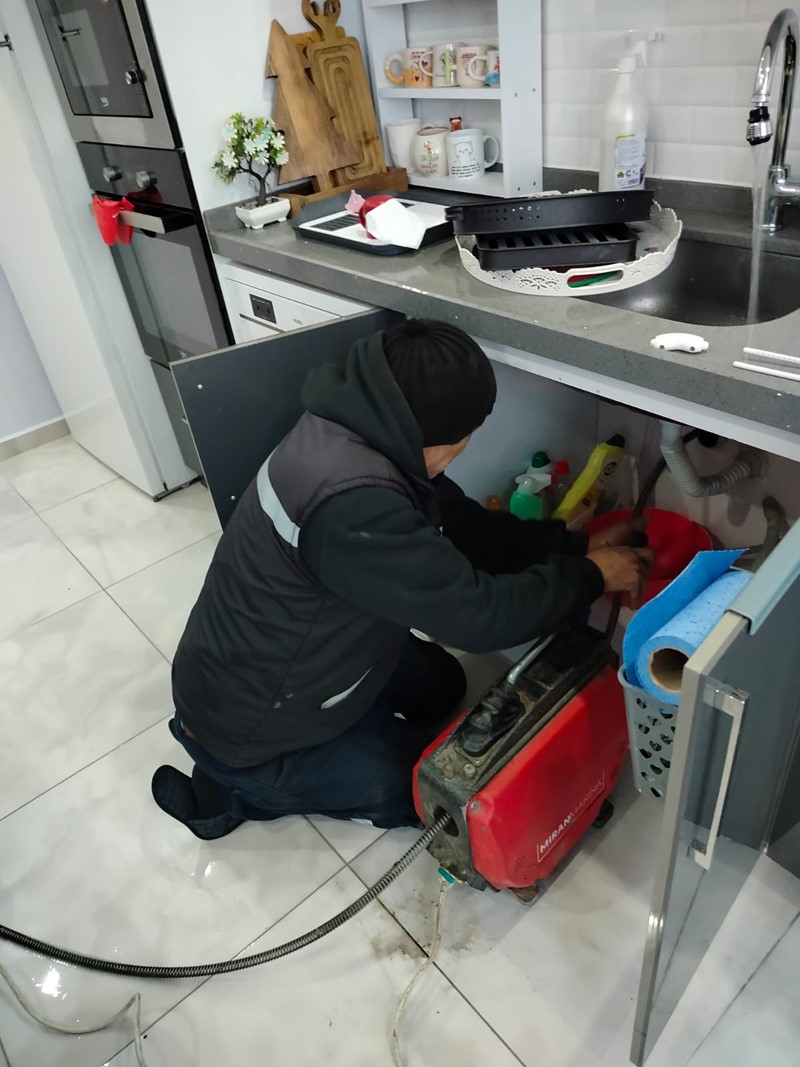 Sarıyer Klozet Tıkanıklığı Açma (2)